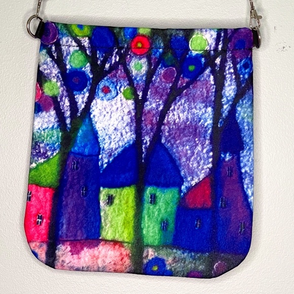 Purse - Picture 1 of 2